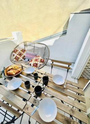 HYPER CENTRE d’Avignon Terrasse WIFI et Climatisation